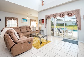 Cumbrian Lakes - Luxury 6 Bed 4½ Bath Orlando Vacation Villa