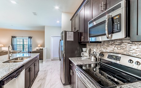 Storey Lakes 5 Bedroom 4 Bath Townhouse | Sleeps 10 