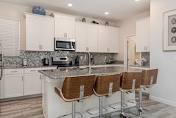 Kitchen with Breakfast Bar