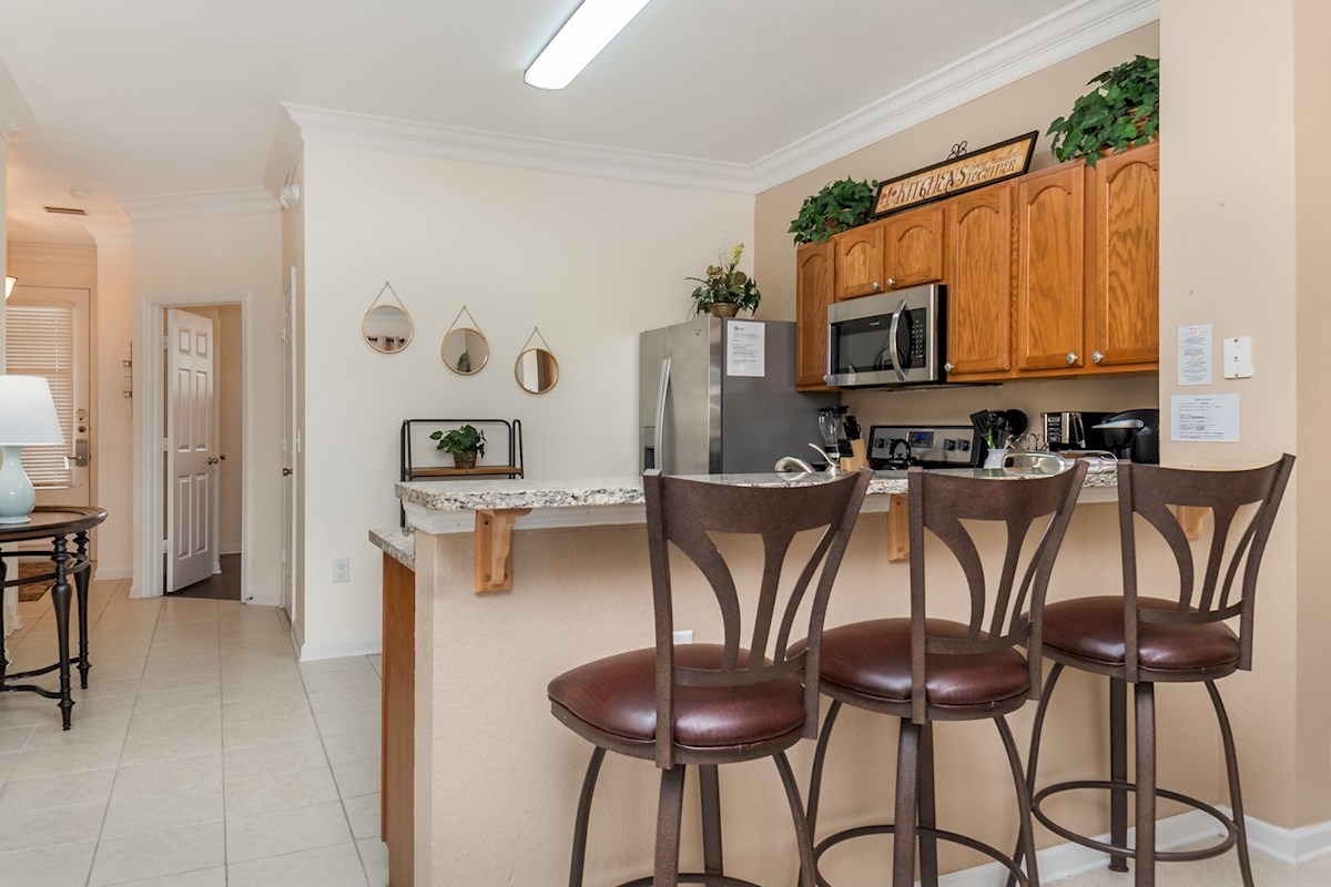Kitchen with Breakfast Bar