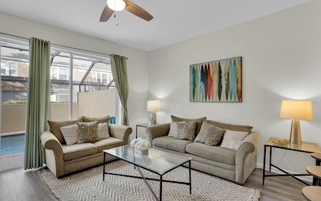 Windsor Hills 3 Bed 3 Bath Townhome | Splash Pool