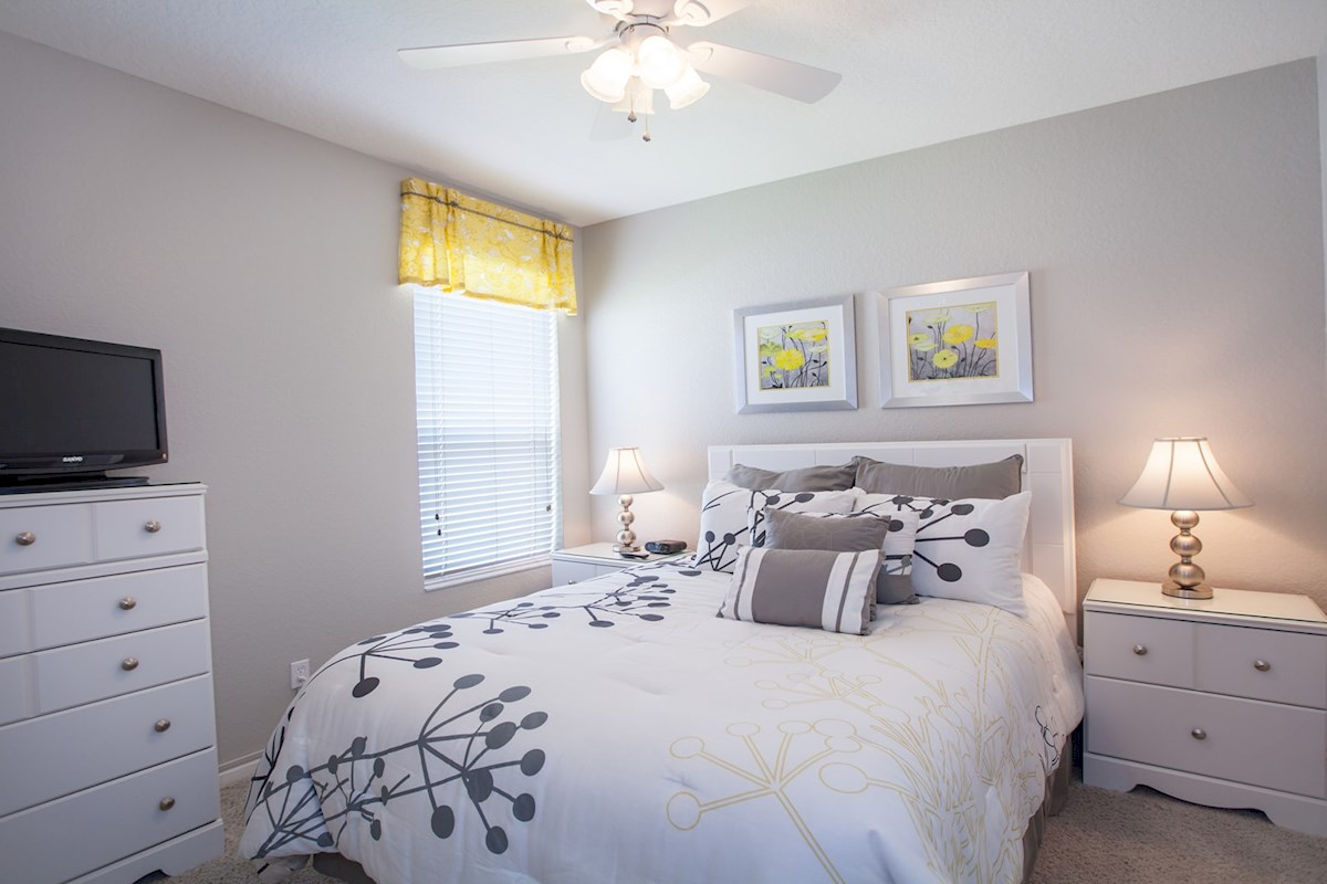 Windsor Hills 5 Bedroom 5 Bath Villa Close to Clubhouse (300m)