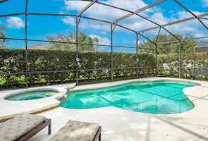 Spacious 5 bed, 4 Bath Villa at Legacy Park with Private Pool