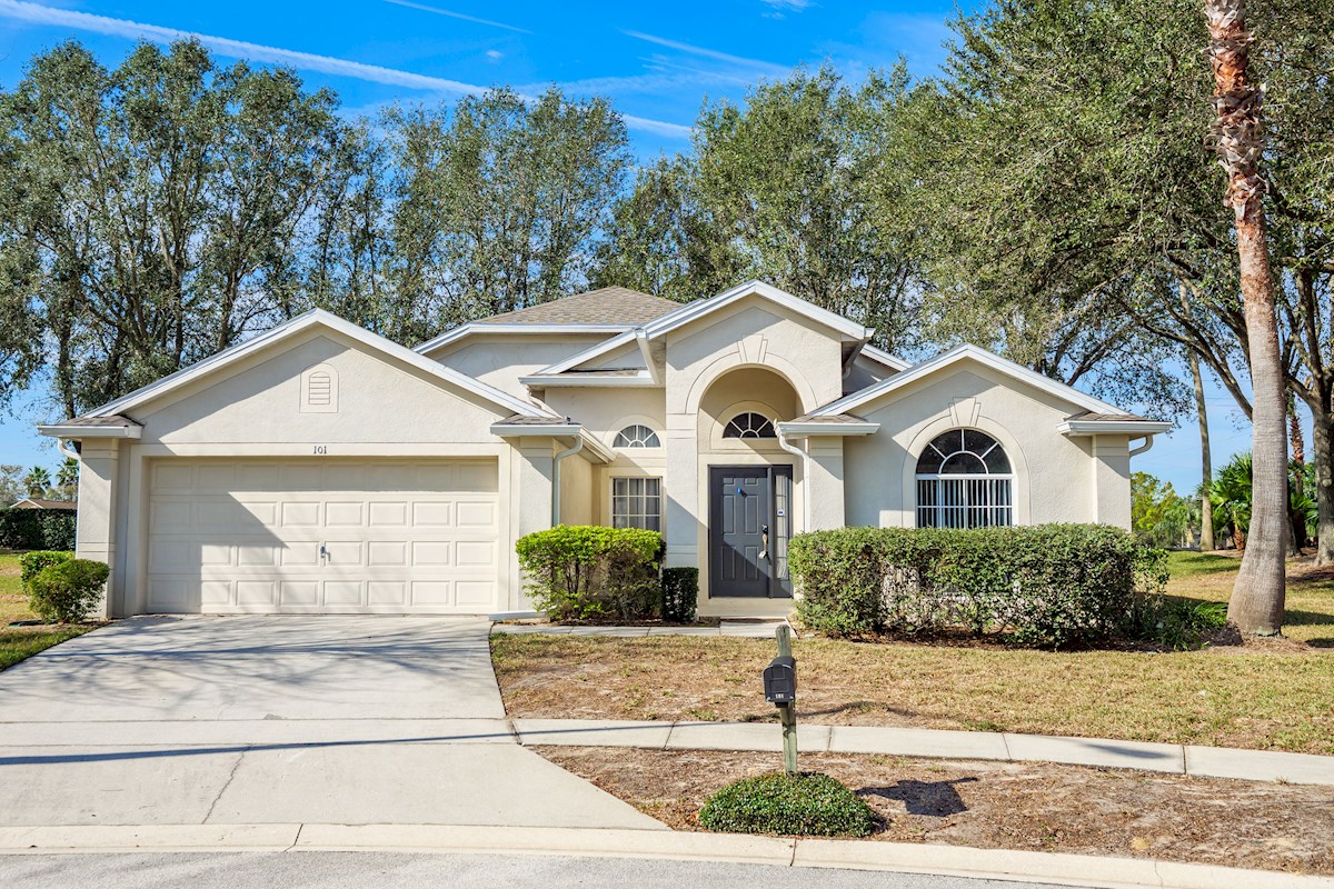 Hampton Lakes 5 Bedroom Vacation Rental