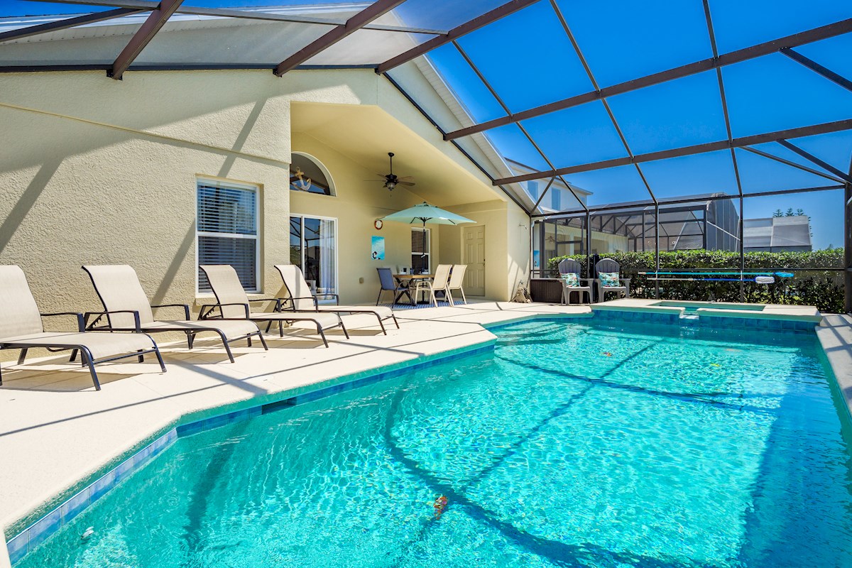 Highgate Park 4 bedroom, 3.5 bath Luxury Villa near Disney