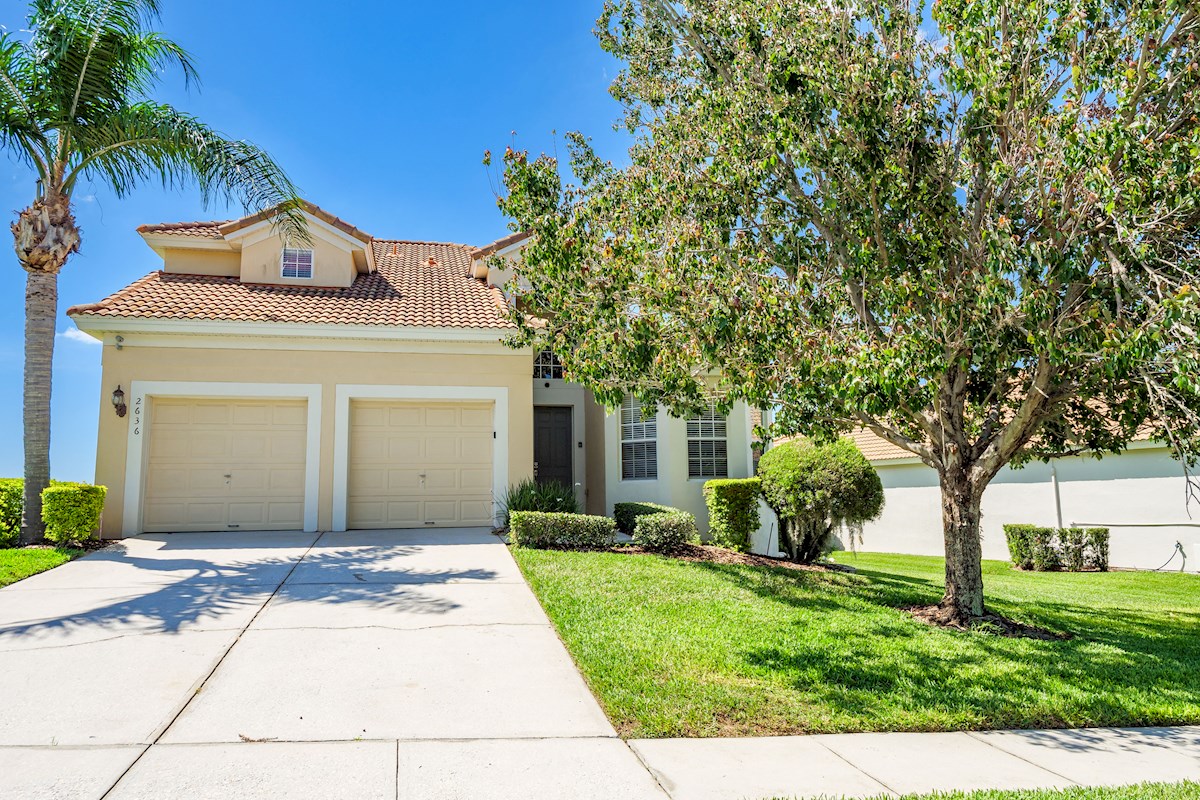 * Windsor Hills 5 Bed 5 Bath Villa Elevated Lake View