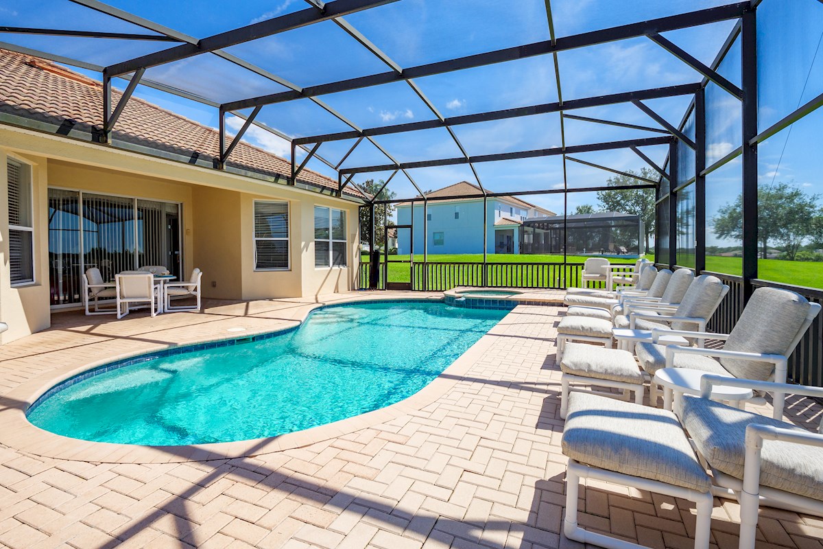 Pool and Spa - Extended Sun Deck