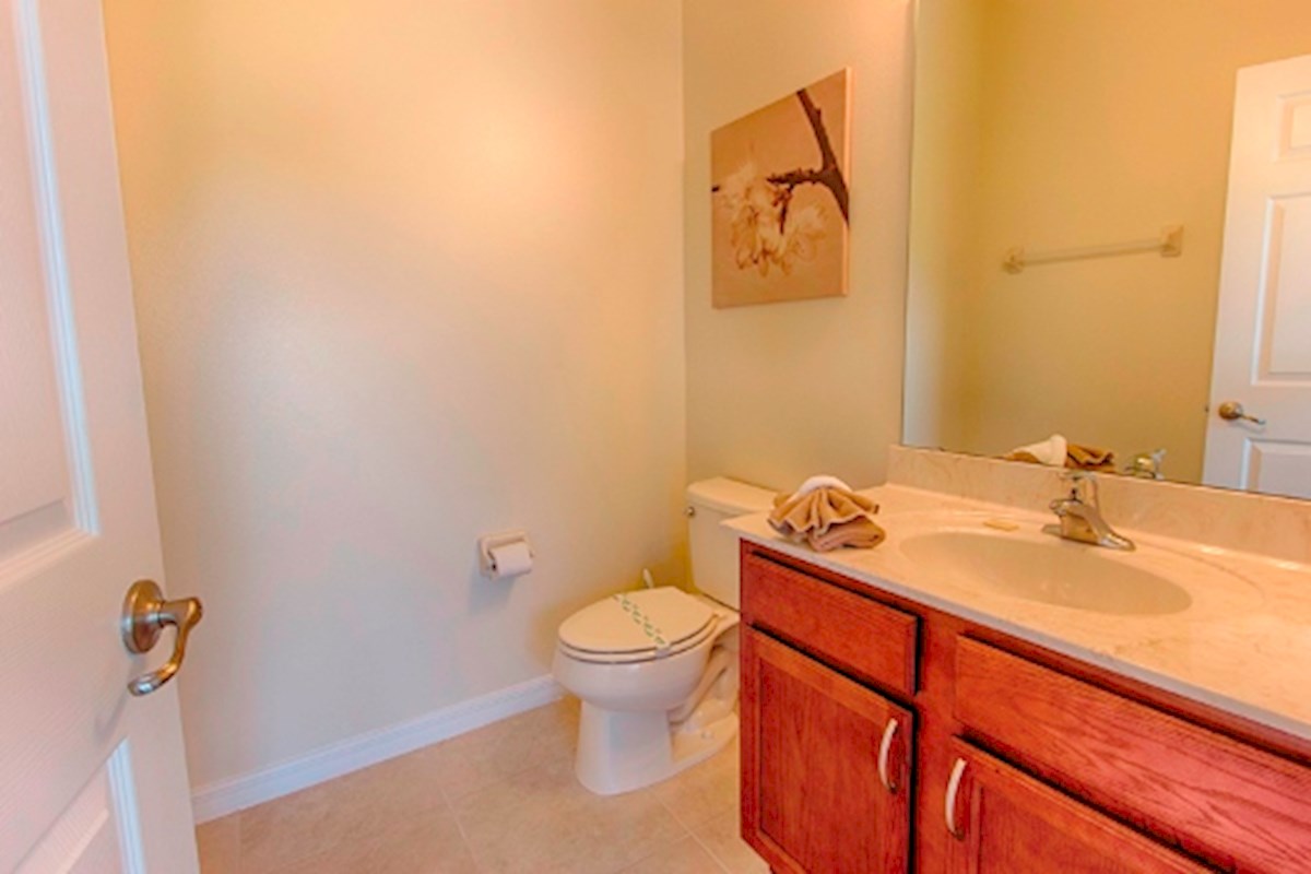 Watersong Vacation Rental with Lake View 5 Bedroom 4 ½ Bath