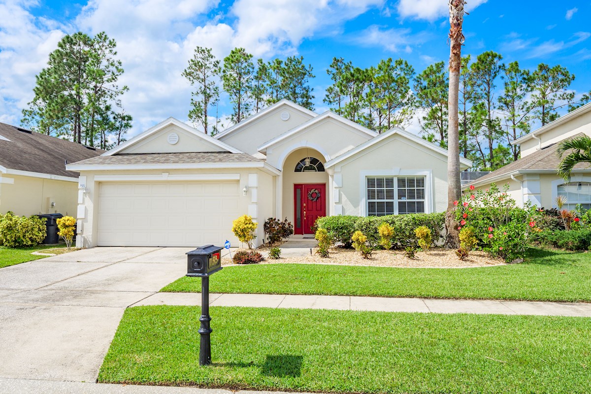 Highlands Reserve 3 Bedroom 2 Bath Florida Villa