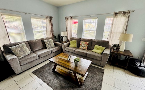 PRICES REDUCED Bay Lilly Family Villa | 4 Bedroom 3 Bath