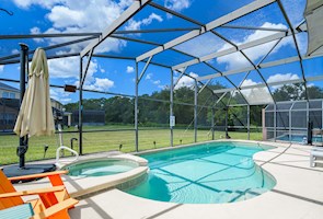 Emerald Island | 4 Bed 3 Bath Villa with West Facing Pool