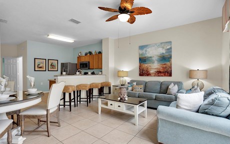Windsor Hills | 3 Bed 3 Bath Townhouse with Splash Pool