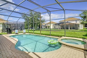 Newly Renovated 5bd/5bth Villa, Private Pool & Spa, Game Room, 10