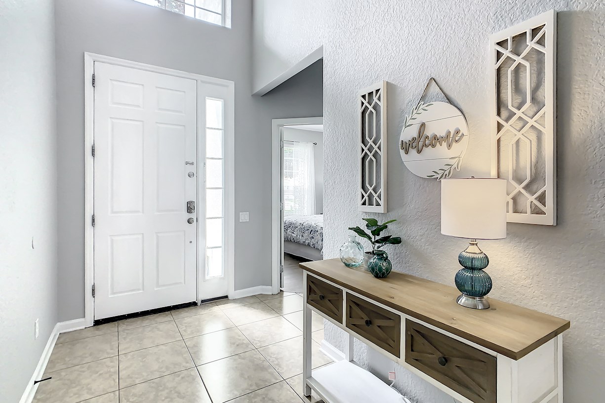 BRIGHT FOYER