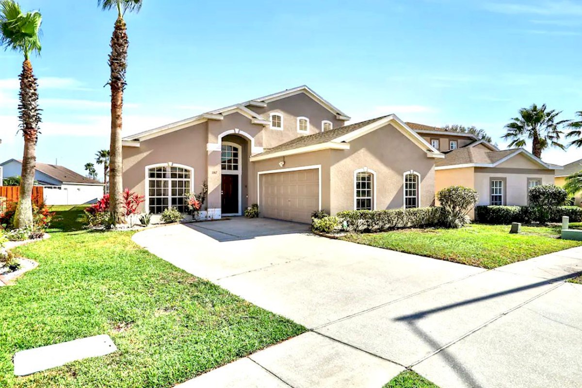 Home Exterior Photo