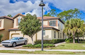 * Fountains at Champions Gate - 3 Bed 3.5 Bath Townhome