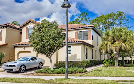 * Fountains at Champions Gate - 3 Bed 3.5 Bath Townhome