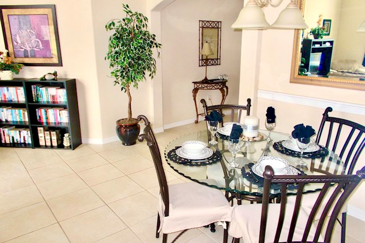 3 Bedroom 2 Bath Villa on Liberty Village in Kissimmee (ref 44)