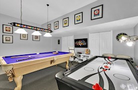 Windsor Hills | 6 Bed 5 Bath Villa | West Facing Pool and Spa