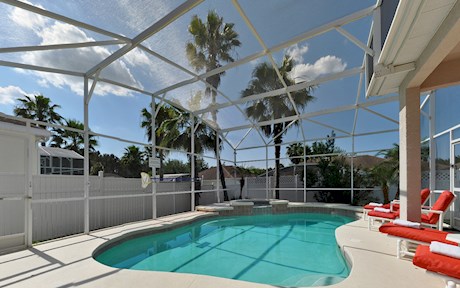 Highlands Reserve Villa - Former showhome with huge Master Suite 