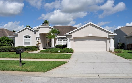 Highlands Reserve Villa - Former showhome with huge Master Suite 