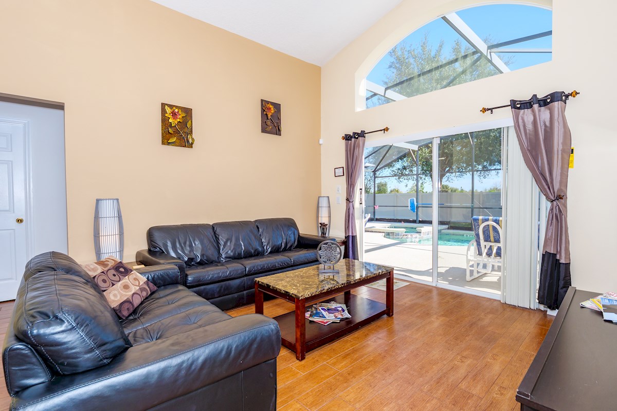 Solana Resort Luxury 4 Bedroom, 3 Bath fully A/C Villa