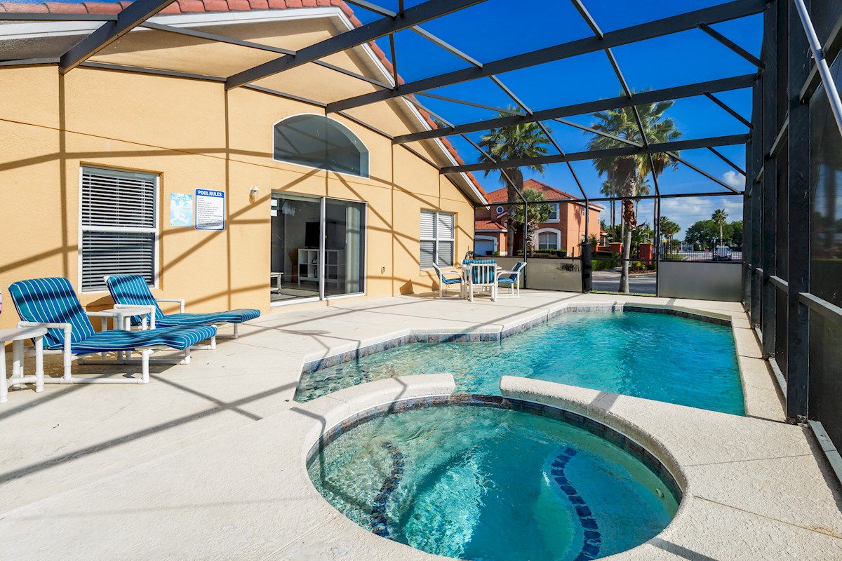 Solana Resort 4 Bedroom Orlando Villa - Pool Area