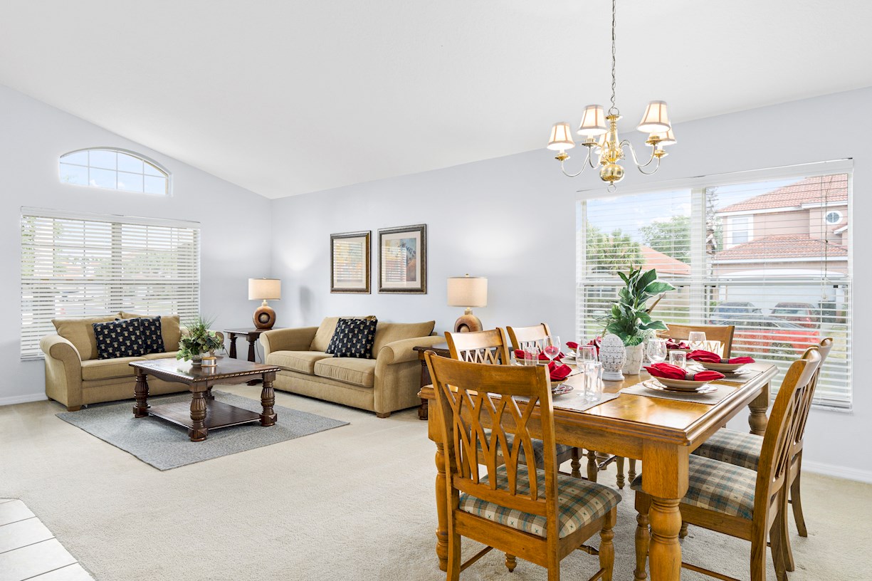 Sitting / Living Area