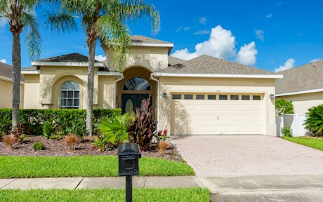 Luxury Villa on Golf Community Close to Disney