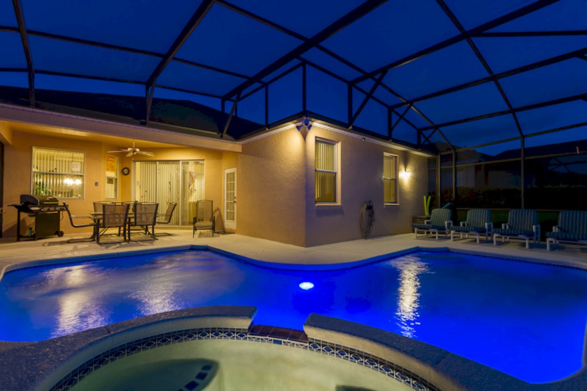 To Our Stunning 6 Bedroom Villa At Calabay Parc
