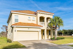  Newly Renovated 6 Bed Villa with Games & Media Room