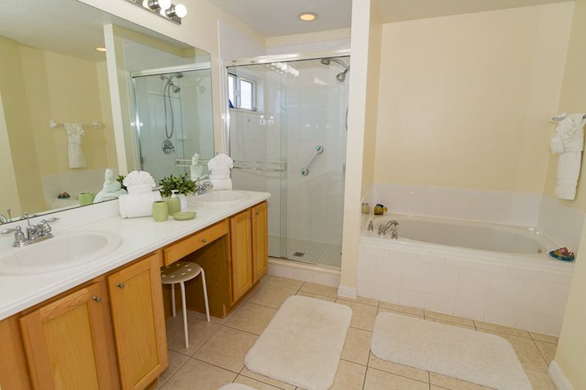 The Hamlet at West Haven 5 Bedroom 3 Bath Florida Villa