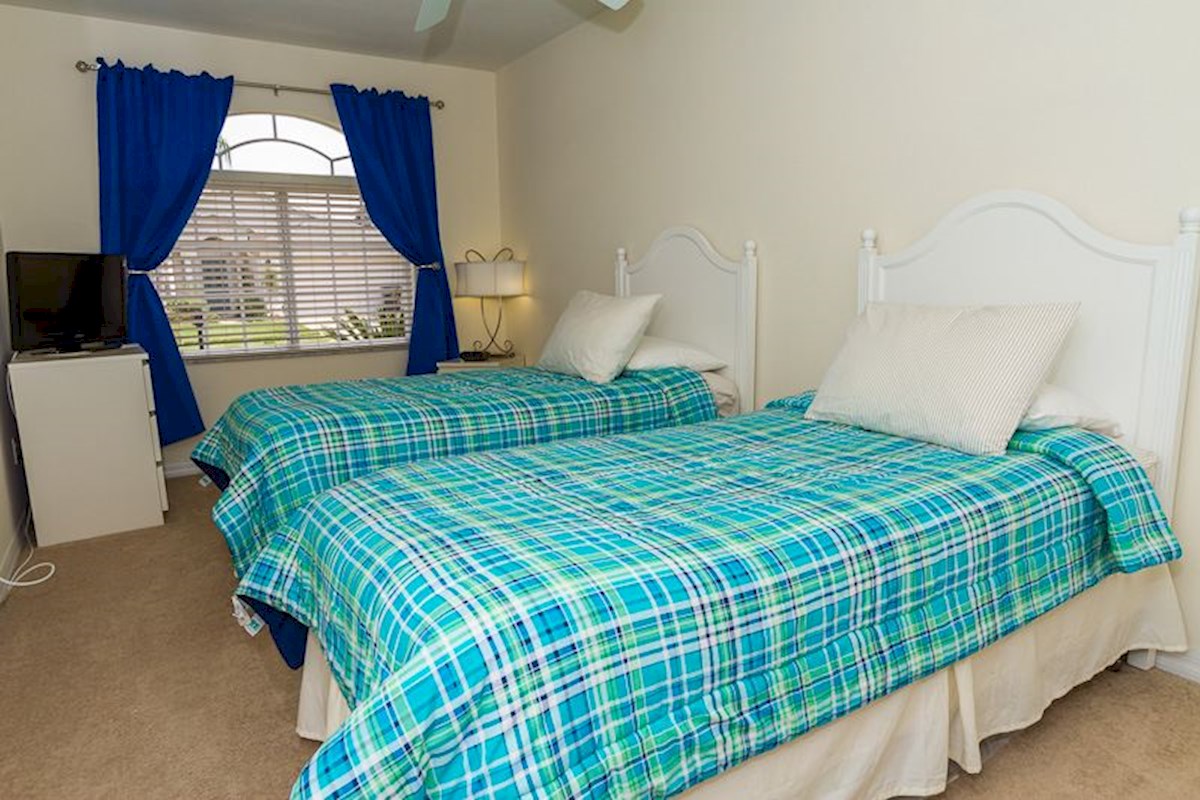 The Hamlet at West Haven 5 Bedroom 3 Bath Florida Villa