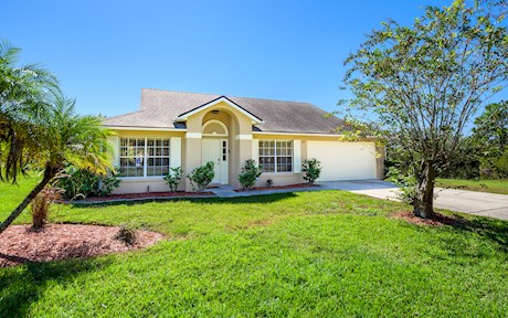 Sunridge Woods 3 Bedroom 2 Bath Florida Villa