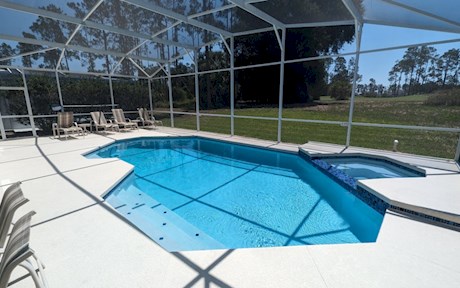 Emerald on the Green | Highlands Reserve 5 bed 3 Bath Villa
