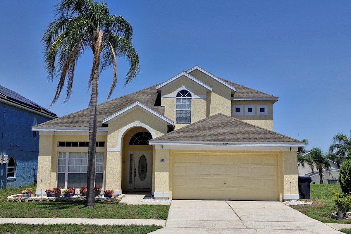 Villa Front