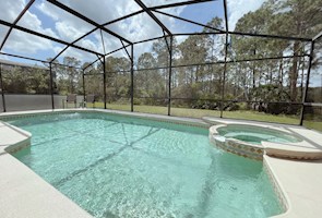 Luxurious Villa with Private Pool and Spa | 6 Bed 4 ½ Baths