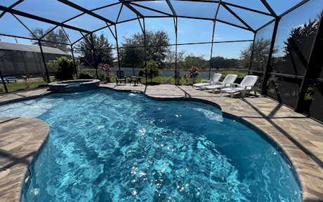 Luxurious & Modern 5 Bed 4 Bath Villa with South/West Facing Pool